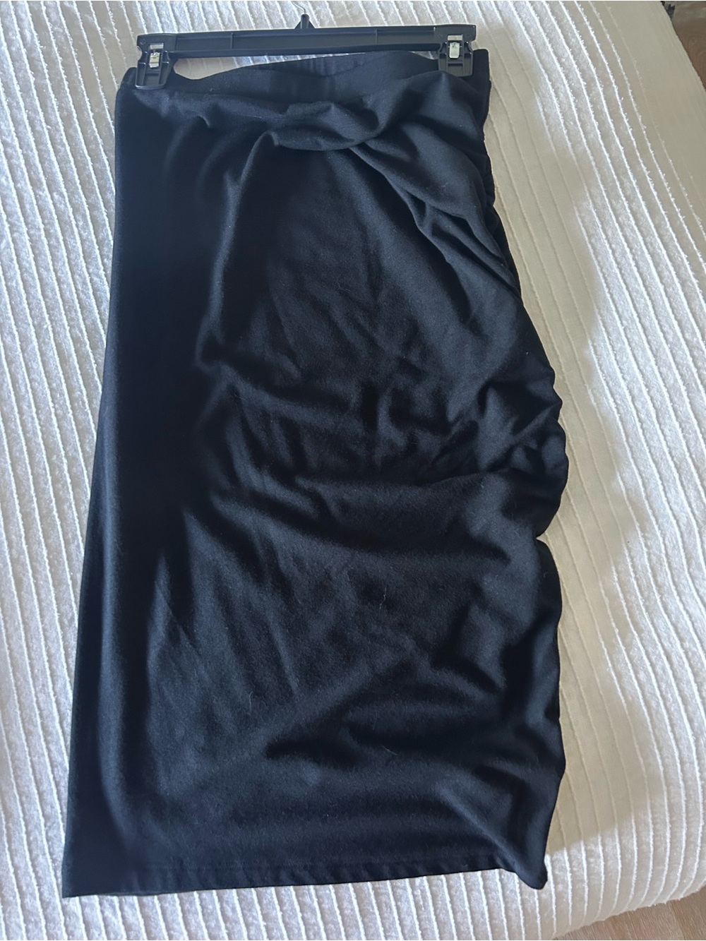 Treasure and Bond Black Women's Side Ruched Midi Skirt